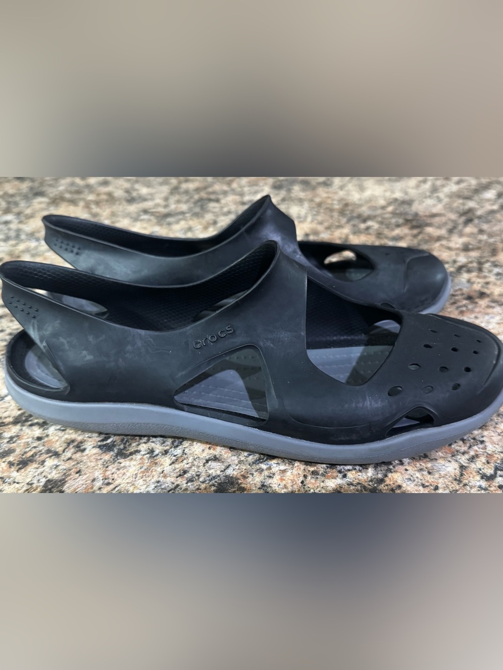Crocs Swiftwater Wave Women’s 7W Black Mary Jane Slingback Water Sandals Shoes